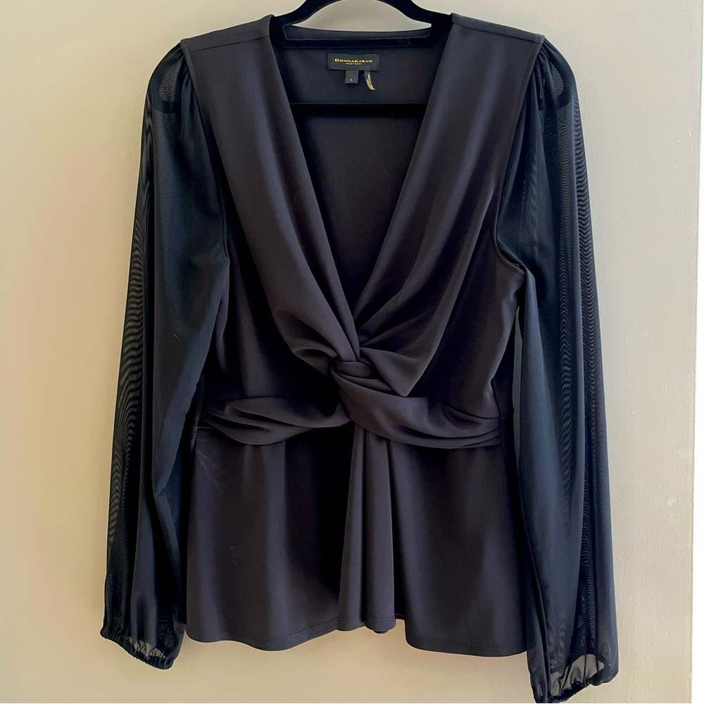 Donna Karan Front Twist Rushed Top, Size L
